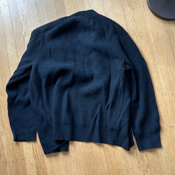 Cardigan - Picture 5 of 5